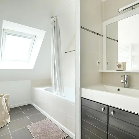 House Of Travels - Proche 맨비유