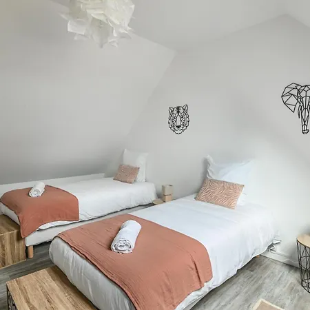 펜션 House Of Travels - Proche